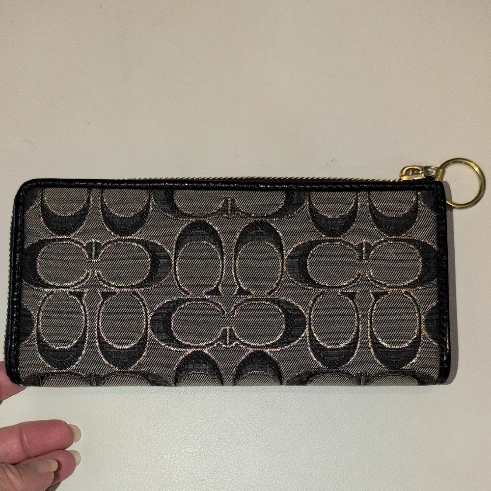 Coach Poppy Signature Zip Around Long Wallet